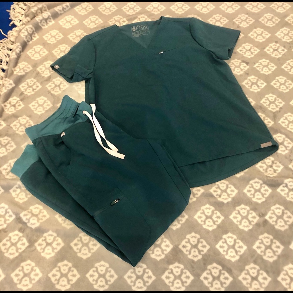 FIGS Small Caribbean Blue set